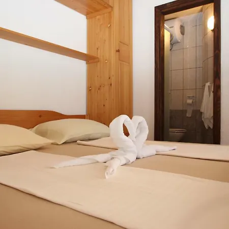 Appartments Mali Raj 3*